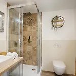 Homie Julius - Appartement